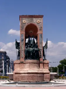 stanbul_Denkmal_der_Republik_1920_cr_PG929055.webp